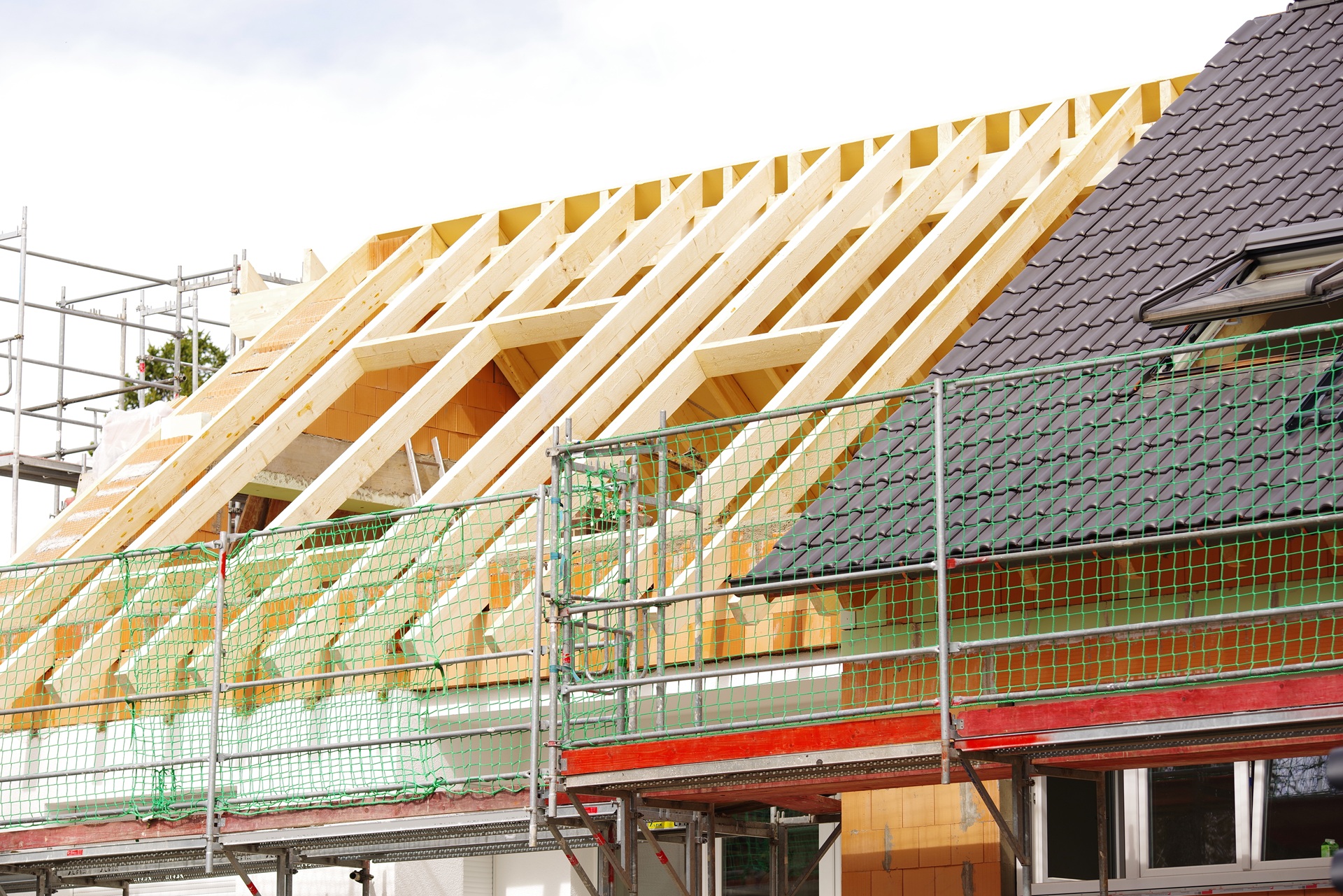 Holzkonstruktion Dachstuhl bei Neubau | Gartenbau Heidelberg